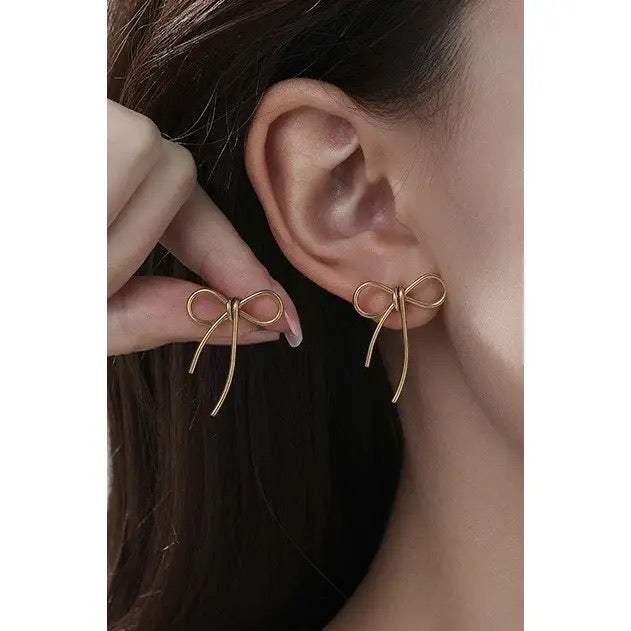 Gold Bow Earrings