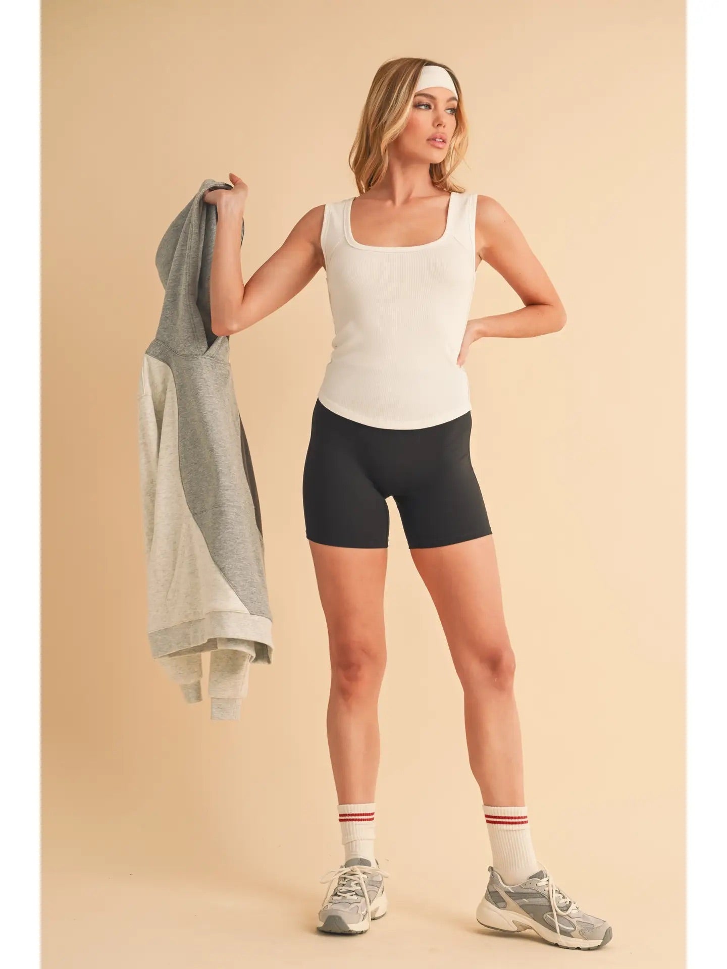 Cloud Essential Tank