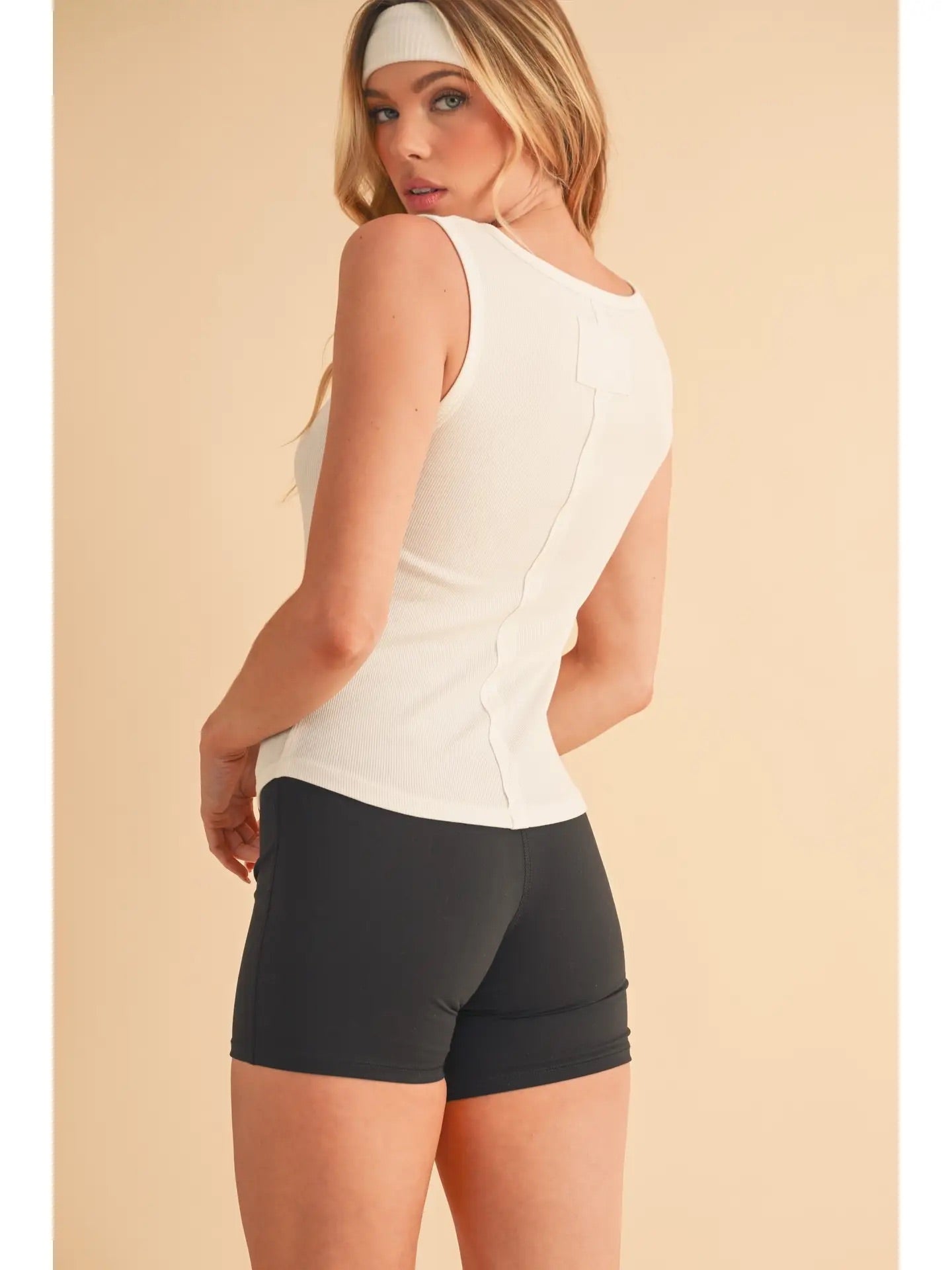 Cloud Essential Tank